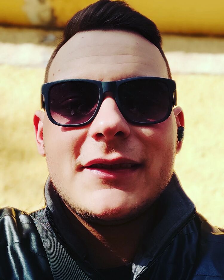  -,   , 25 ,   ,   