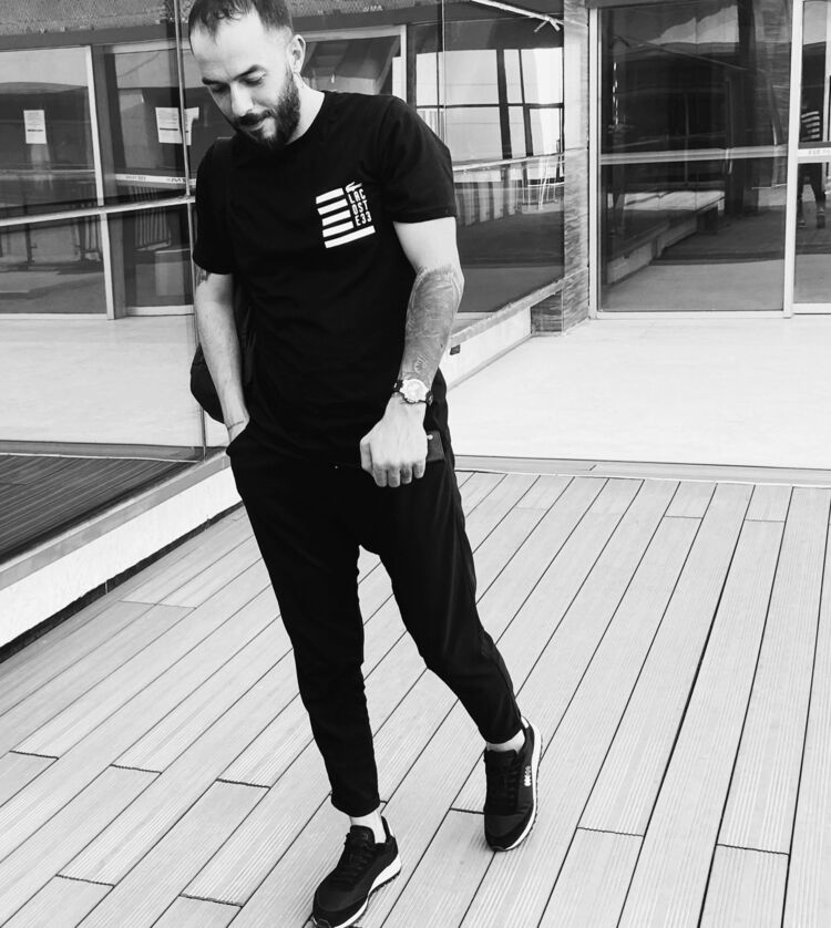  ,   Deniz, 38 ,   ,   