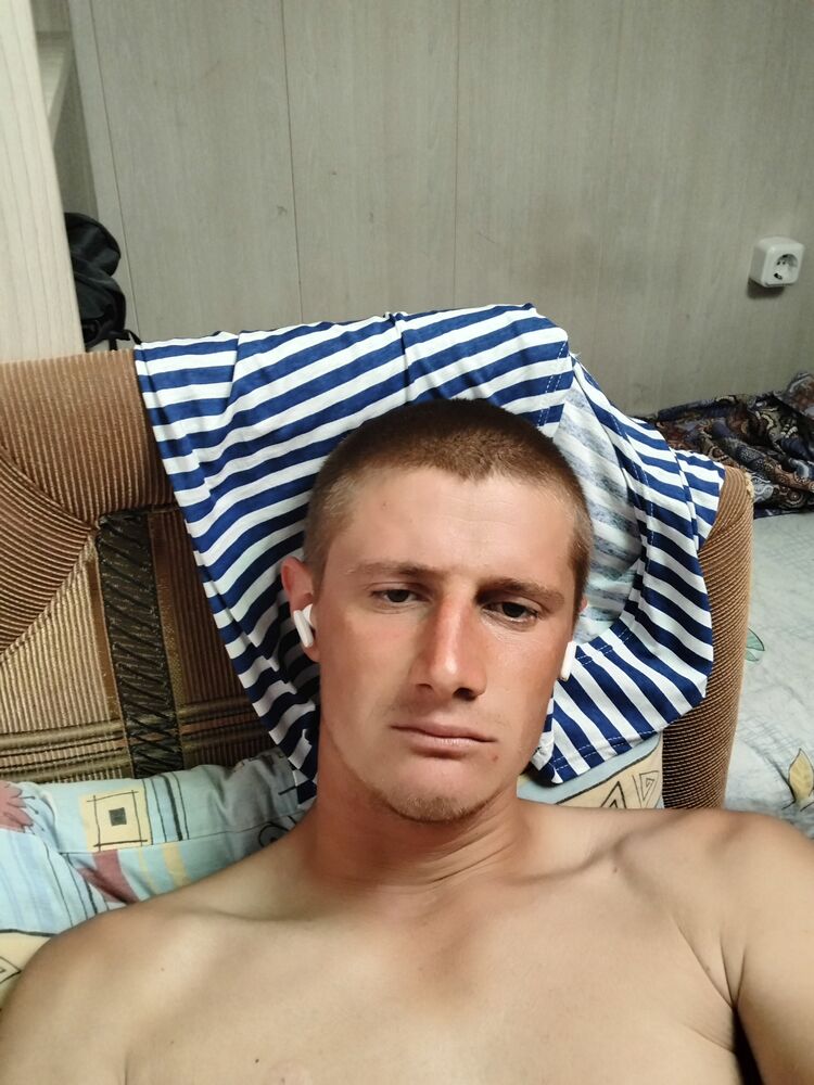  46218710  , 31 ,    