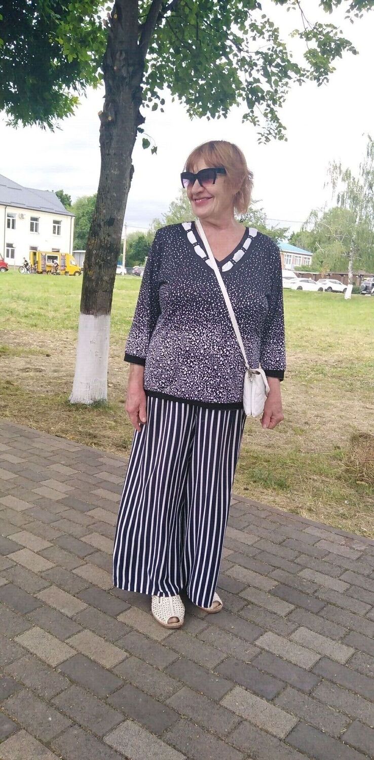  52898260  , 73 ,    