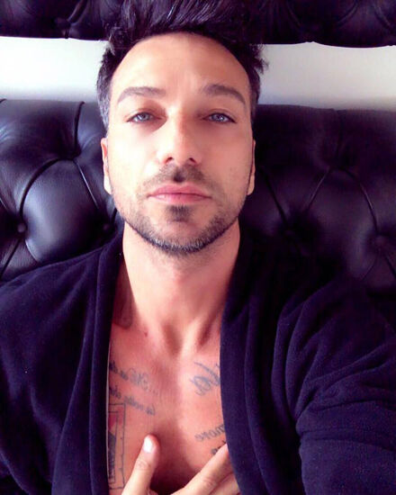  Anqing,   Alex, 37 ,   ,   