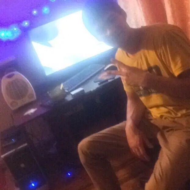  34891960  Sergey, 31 ,    