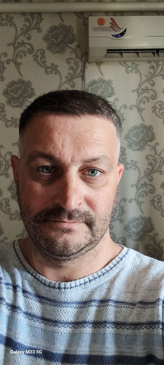  54103630  Hostoff, 43 ,    