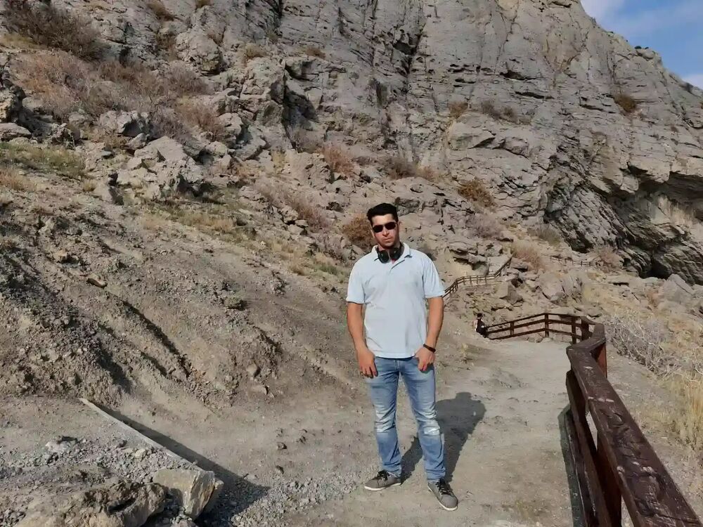  40534330  , 41 ,    