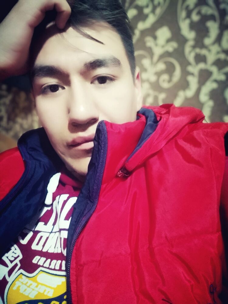  15936440  Otabek, 32 ,    