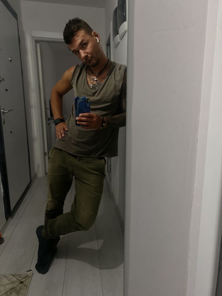  44071660  Ivan, 36 ,    Alanya