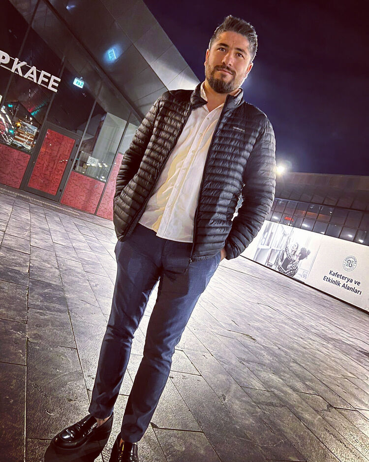 Dubrovnik,   Umitayaz, 37 ,   ,   