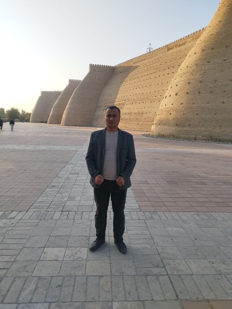  ,   Maxmudjon, 35 ,   ,   