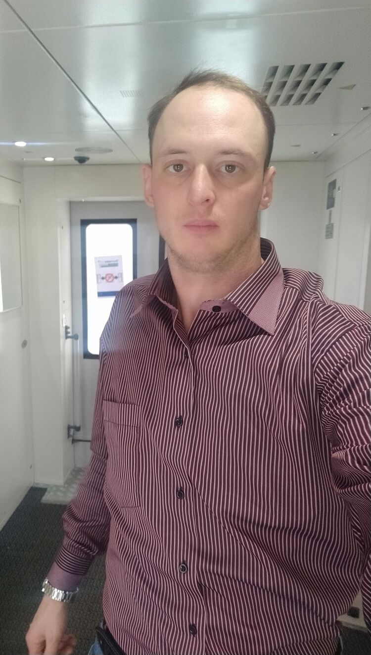  ,   Jhon, 33 ,     , c 