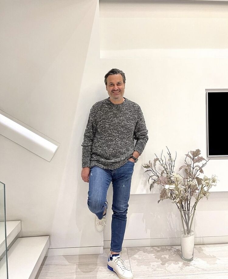  46405170  David kl, 55 ,     