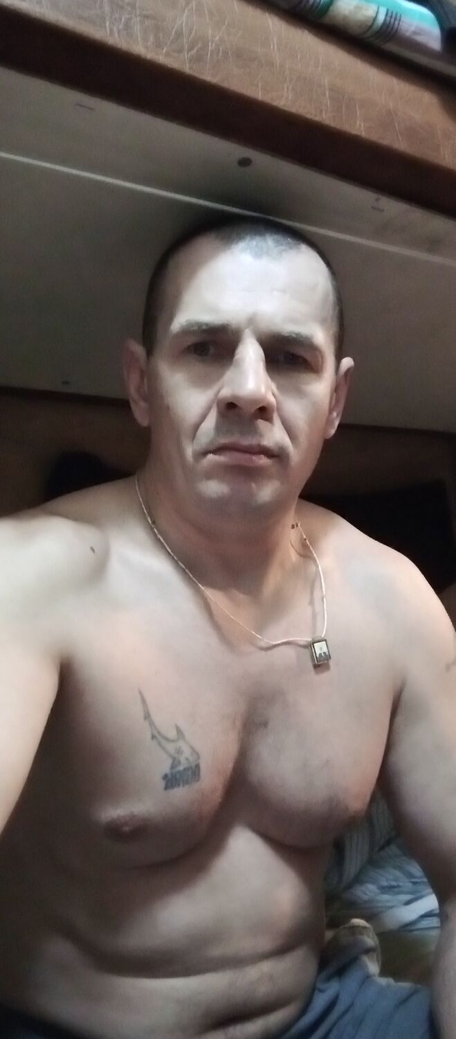  ,   Oleg, 47 ,   ,   