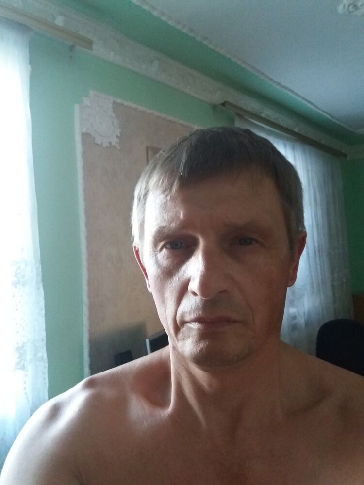  12701740  Aleksandr, 51 ,    