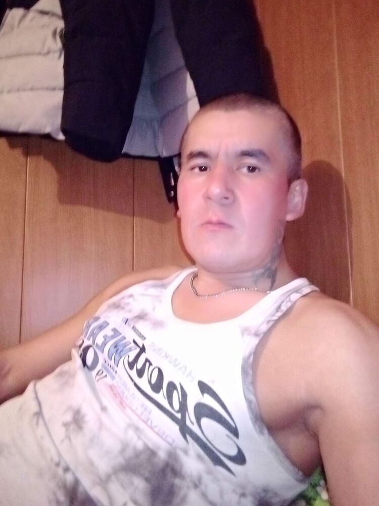  ,   Leonid, 43 ,   ,   