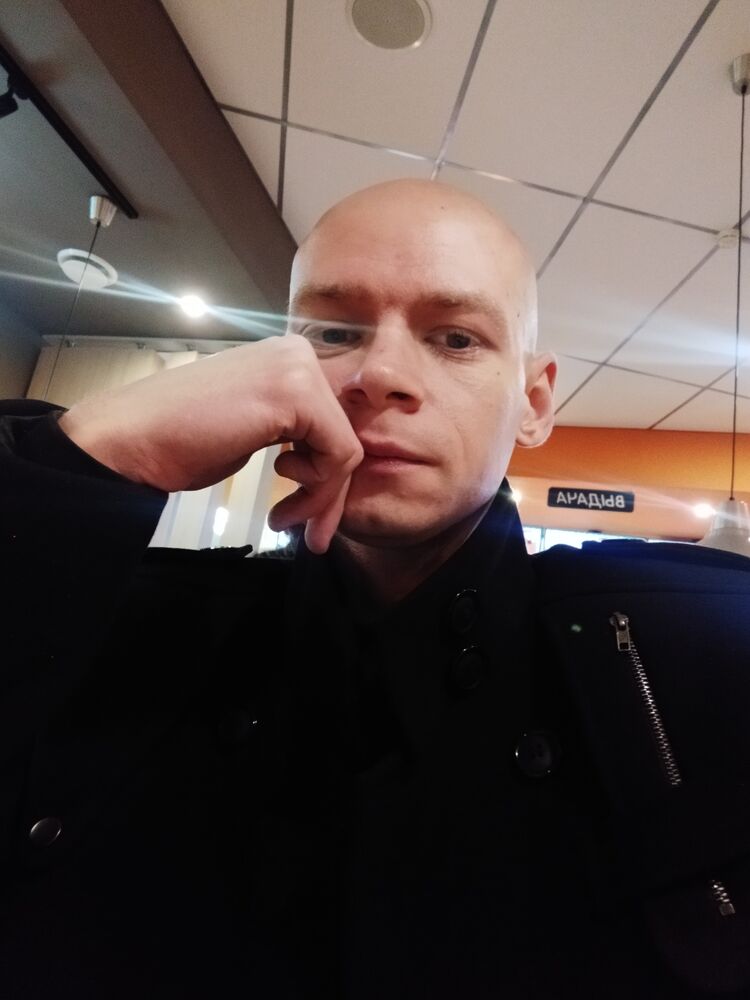  49039240  , 32 ,    