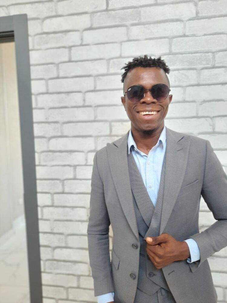  22776440  Sylvester, 31 ,    