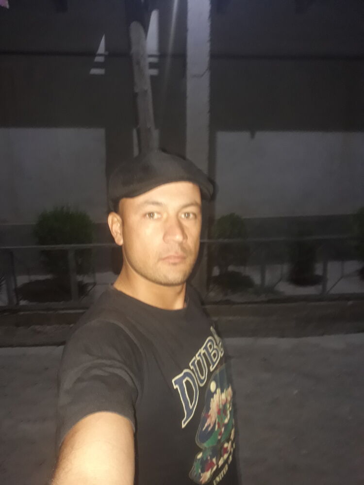  46985310  , 33 ,    