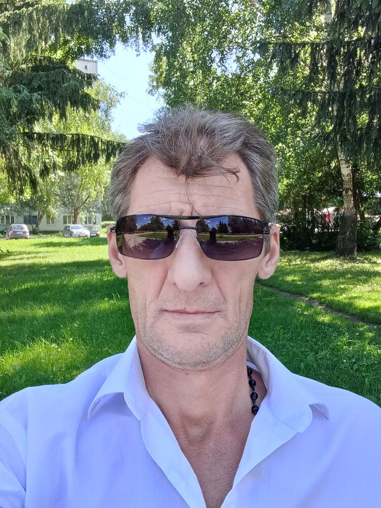  28118350  Arzu, 48 ,    