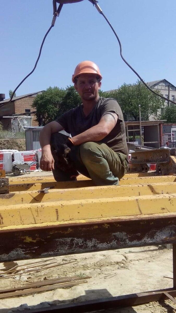  18135700  Andrew, 44 ,    Warszawa