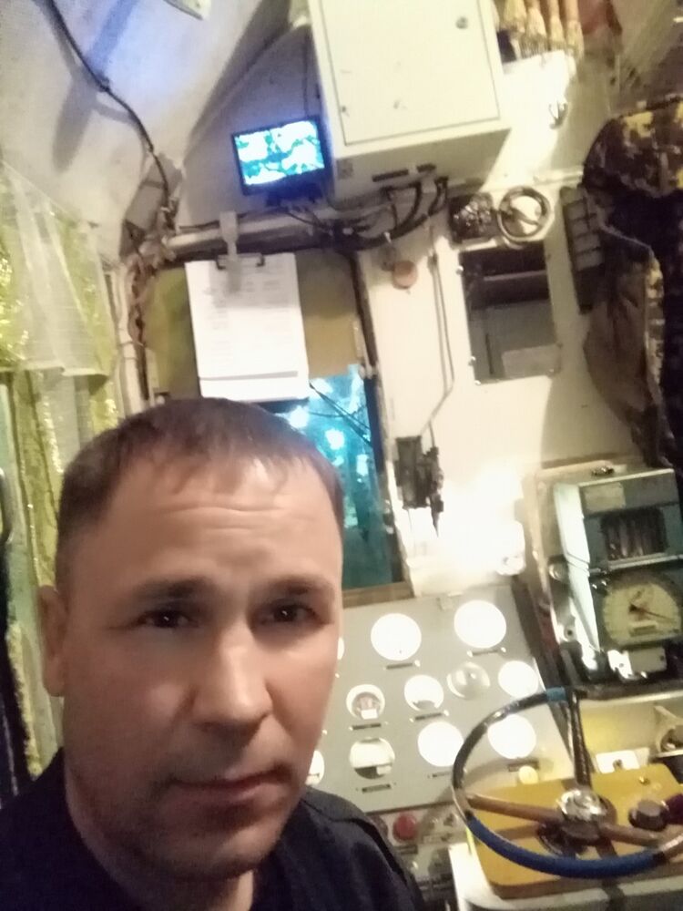  19017860  , 44 ,    