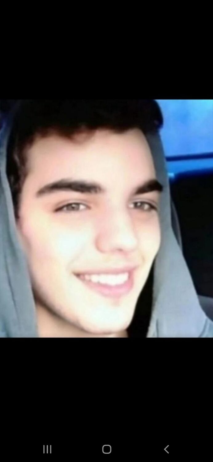  31322500  Daniel, 28 ,    