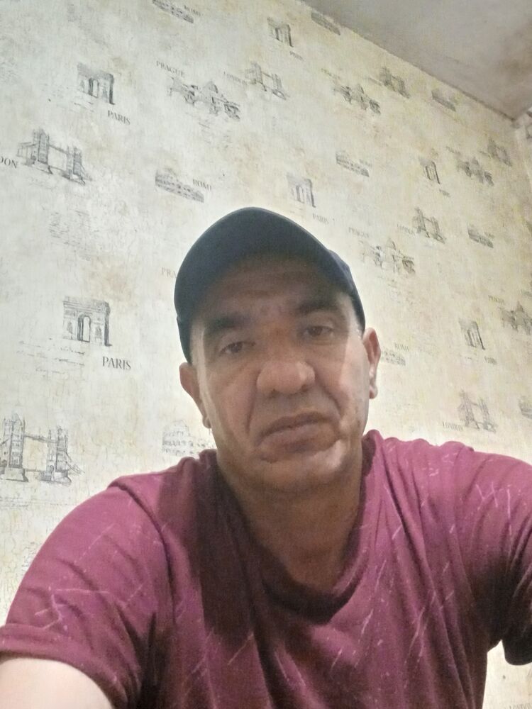  52464090  Donyor, 44 ,    