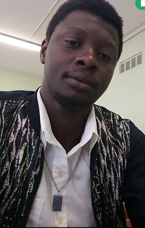  45426380  Elvis, 26 ,    