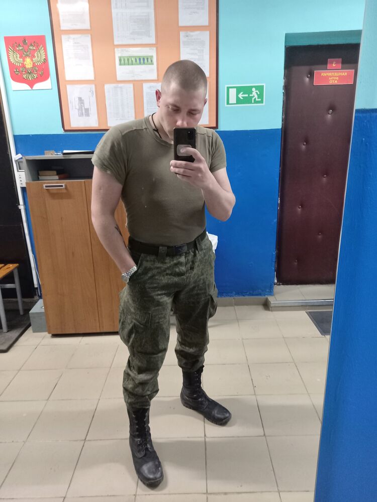  ,   Kirill, 25 ,   ,   , c , 
