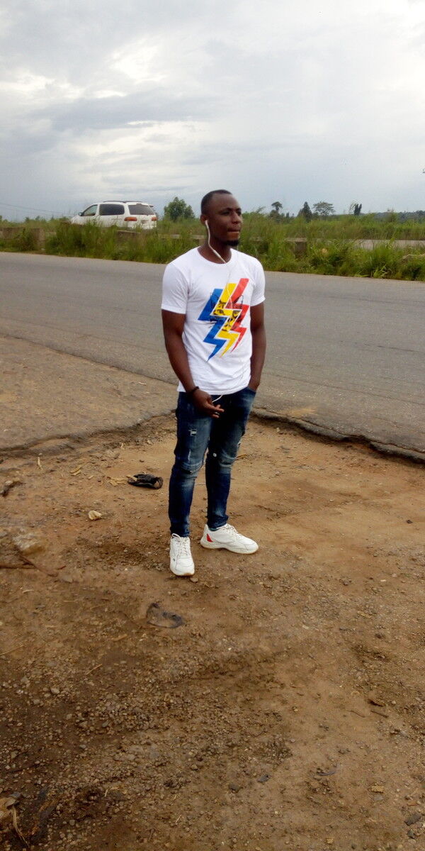  17818540  Leo, 35 ,    Lagos