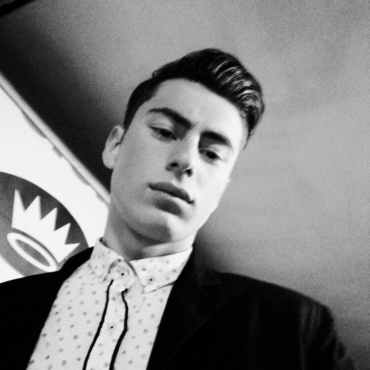 ���� 8965180 ������� 598131703, 27 ���, ���� ���������� � �������