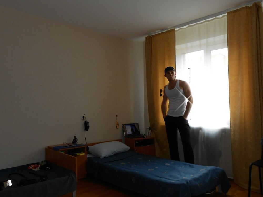  19899830  Alexsandr, 37 ,    