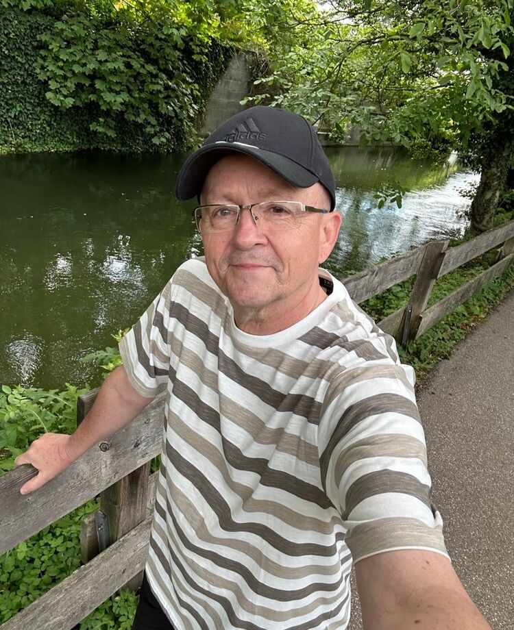  Burswood,   Wayne, 63 ,   ,   
