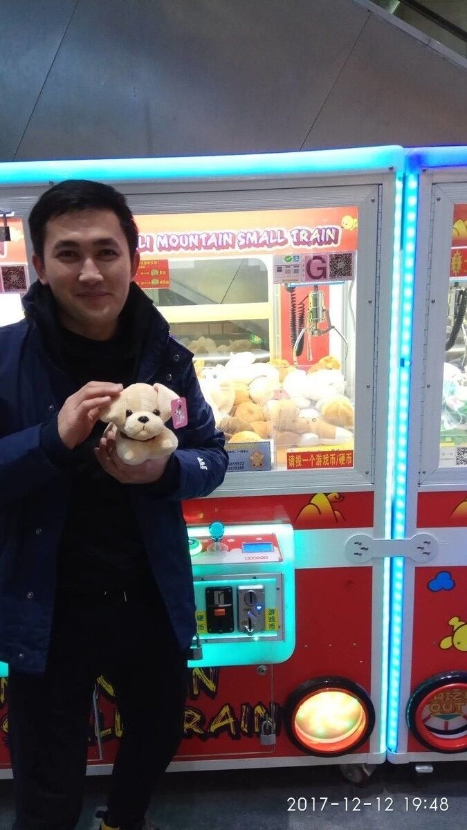  19015470  Mirjakhon, 31 ,    