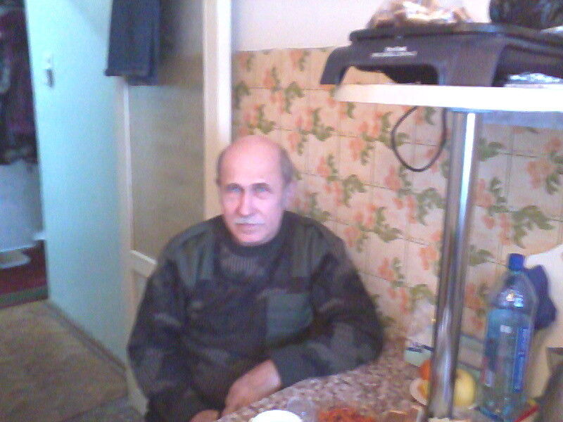  12937210  Anatoliy, 74 ,    
