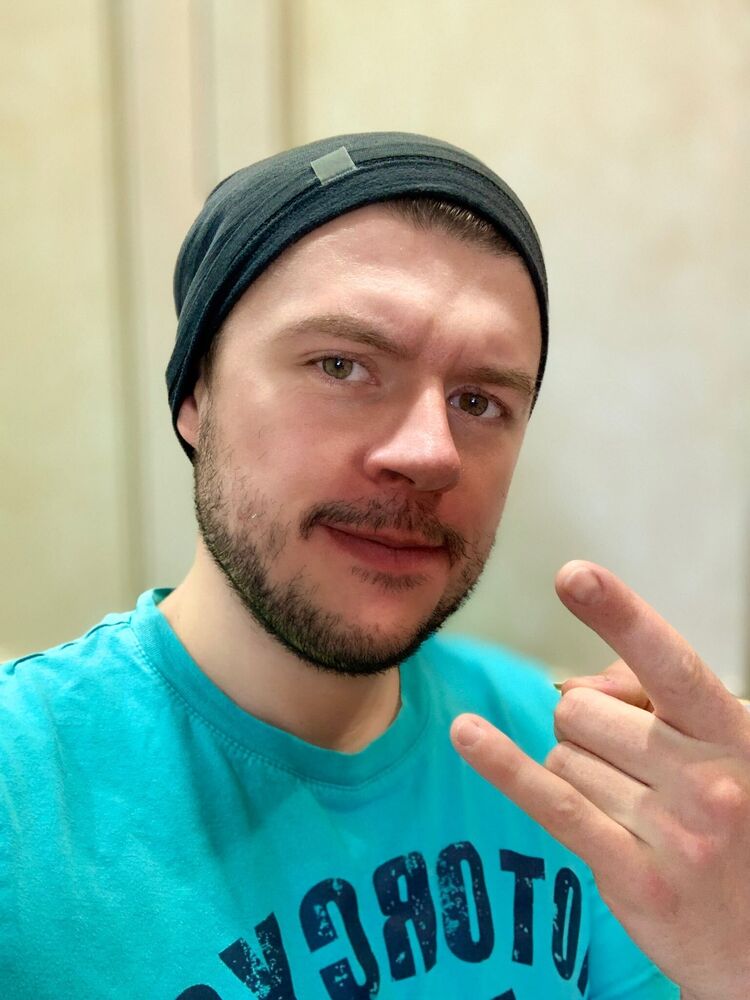  26162970  Alex, 36 ,    