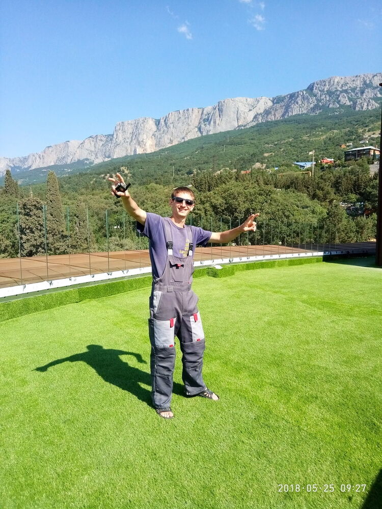  ,   Sergei, 33 ,   