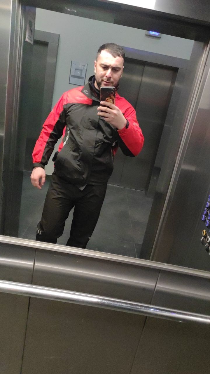  48885650  , 34 ,    