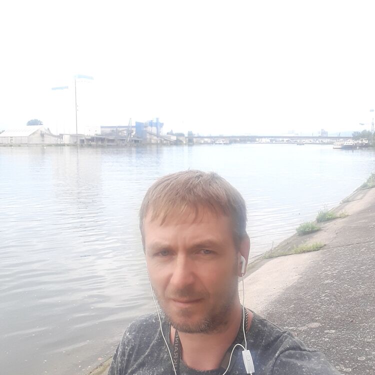  Eschweiler,   Srhii, 46 ,   ,   