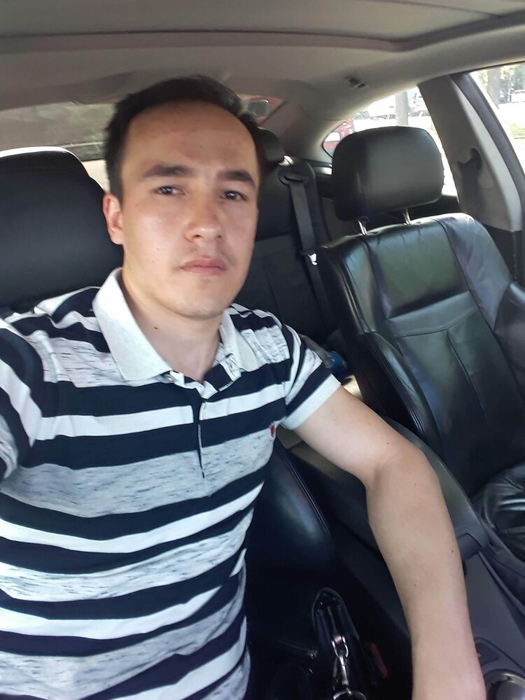  ,   Ruslan, 33 ,   ,   , c 