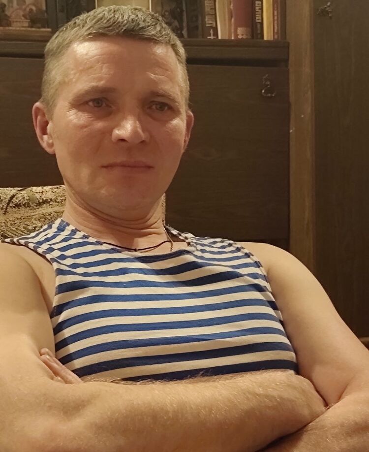  33953160  , 44 ,    