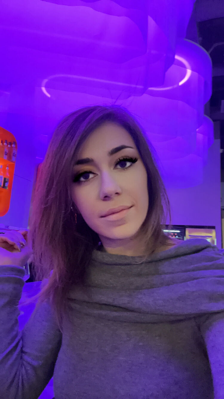  54363220  Asya, 37 ,    