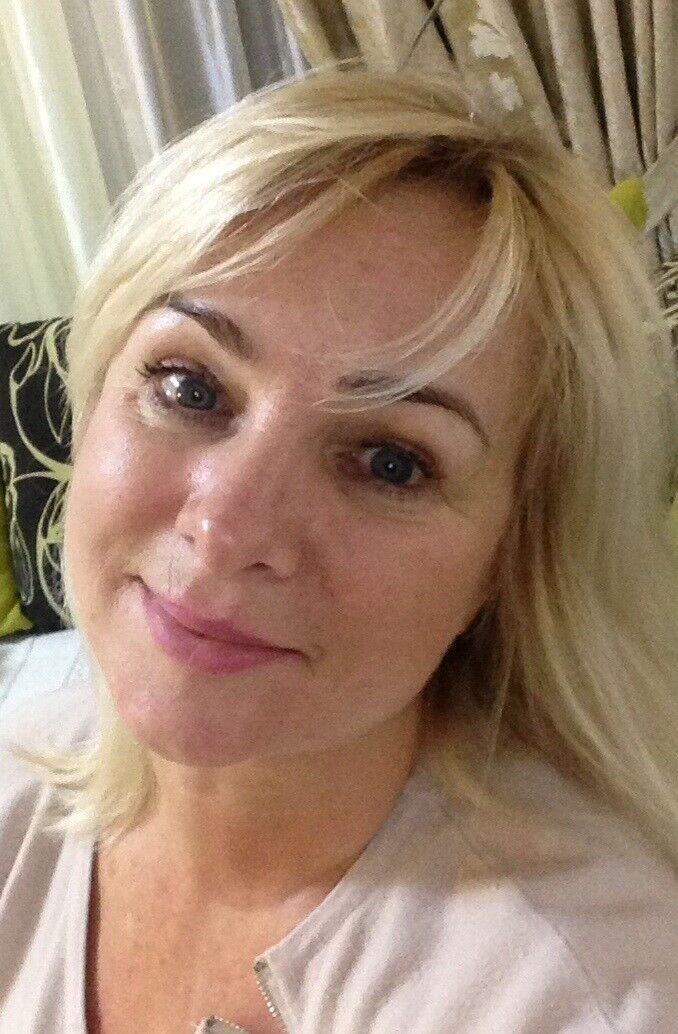  Podgorica,   Larisa, 65 ,     , c 