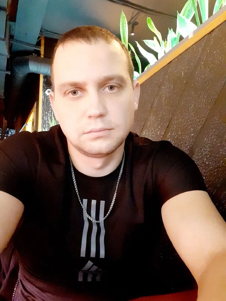  31754100  Oleg, 35 ,    -
