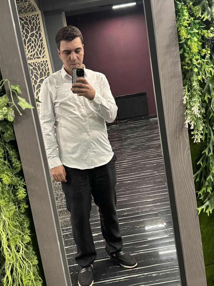  ,   Vahan, 23 ,   ,   
