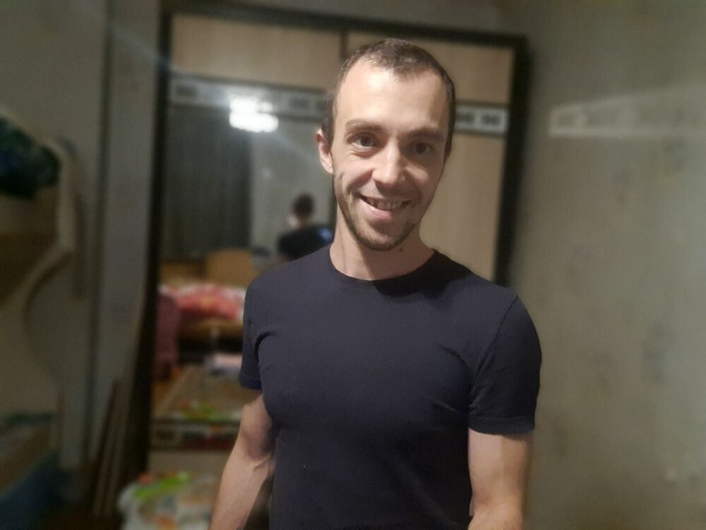  30873130  , 32 ,    