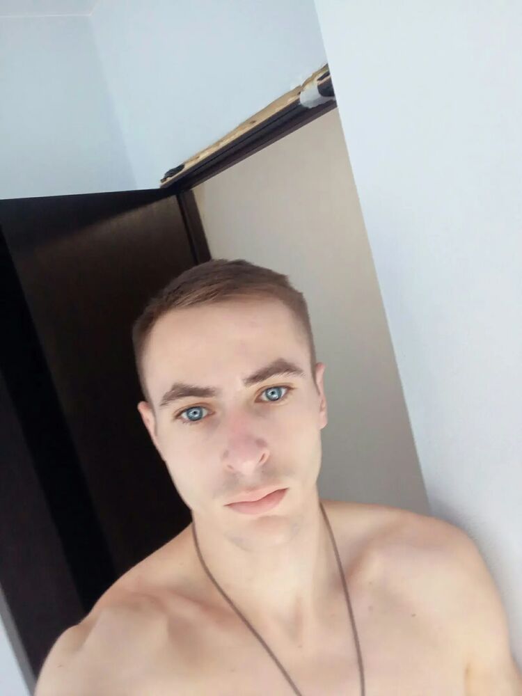  ,   Ilya, 28 ,   ,   