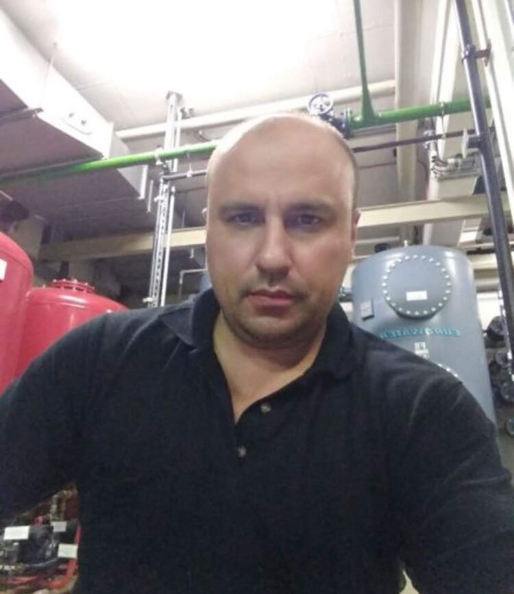  48997820  Andrey, 44 ,    Koeln