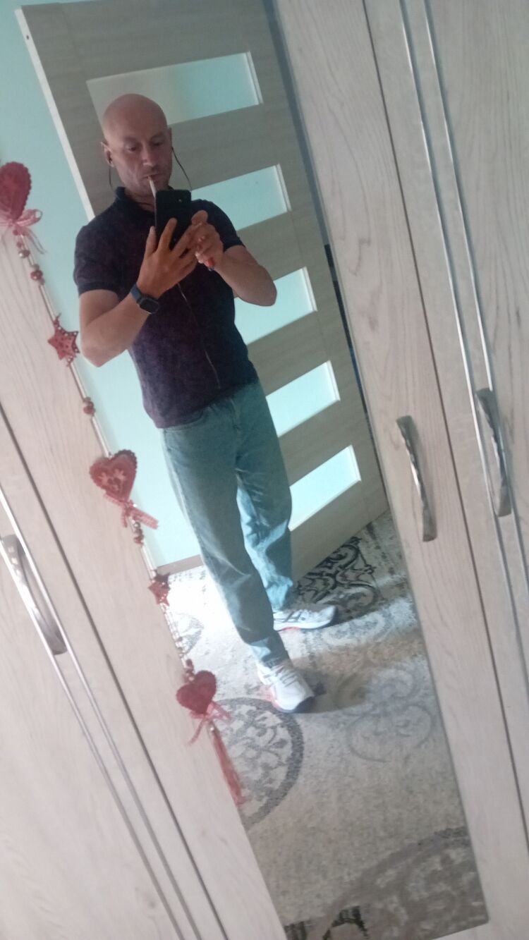  52712730  Alexandr, 38 ,    