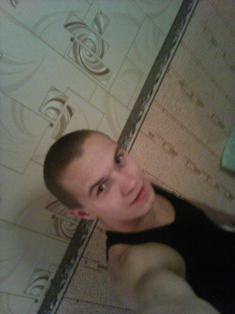  8379160  Ryslan, 30 ,    