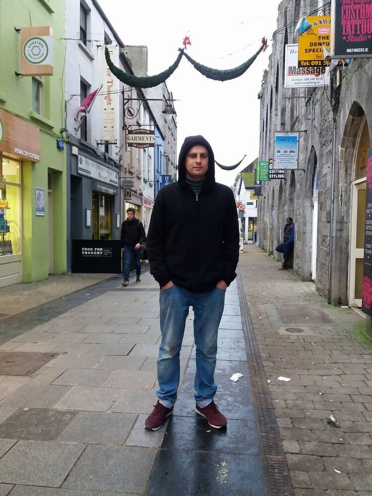  ,   Max, 37 ,     , c 