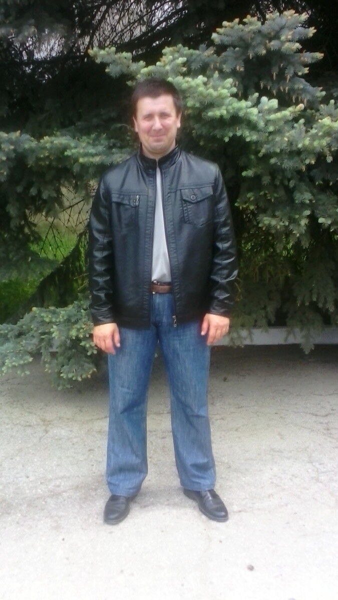  5394440  Alexandru, 47 ,    